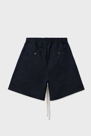 Bermuda shorts with blue pocket