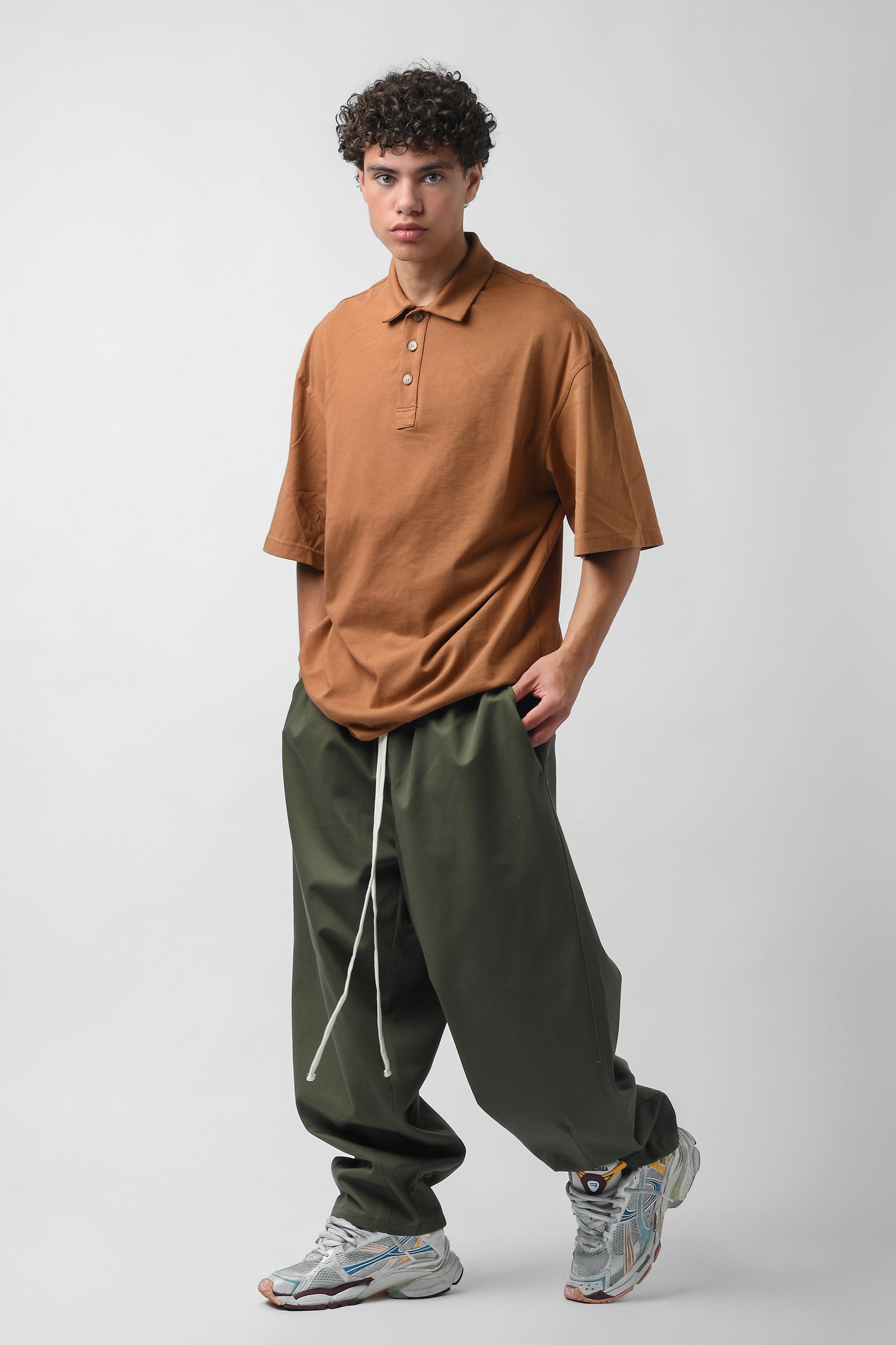 Green balloon pants